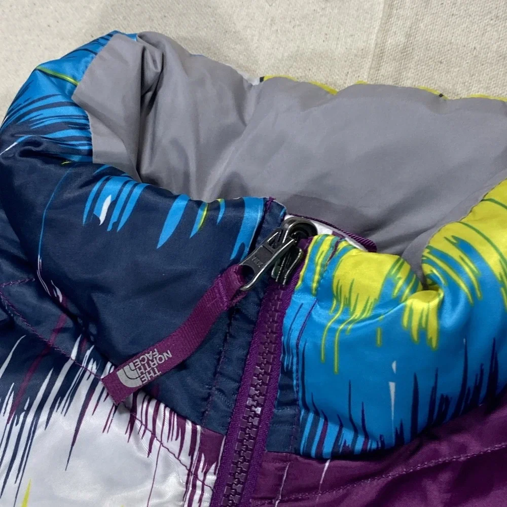 Girls Youth NWOT Sz XL 18 The North Face 550 Down Fill Jacket MultiColor Puffer